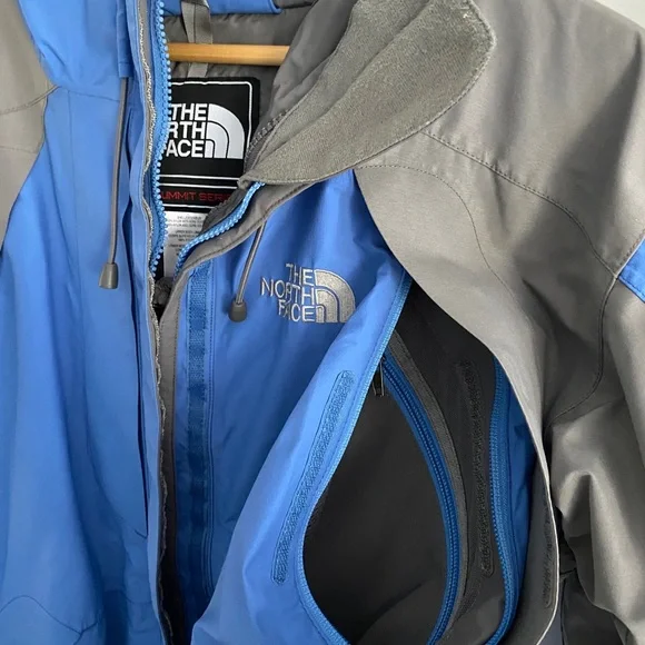 North Face Summit Series Outer Shell Jacket - Picture 14 of 14